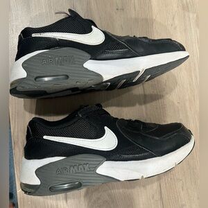 Nike Air Max Excee Size 3y